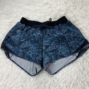 Lululemon Hotty Hot Short (Long 4") Fairisle Multi Black / Black